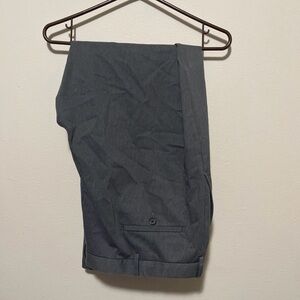 Men’s gray Haggar khaki casual pants